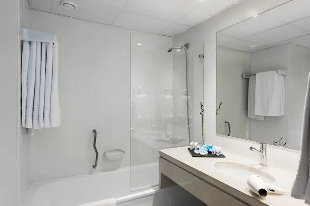Premium Oda, 1 Çift Kişilik Yatak, Sigara İçilmez, Okyanusa Sıfır (High Floor)