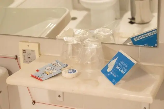 Oda, Birden Çok Yatak, Sigara İçilmez