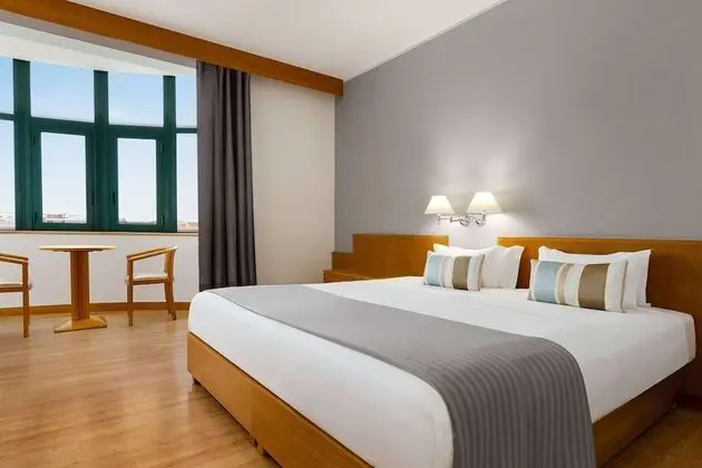 Standard Oda, 1 Büyük (Queen) Boy Yatak, Sigara İçilmez