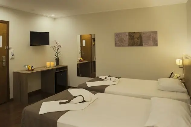 Oda, 2 Tek Kişilik Yatak, Engellilere Uygun, Sigara İçilmez