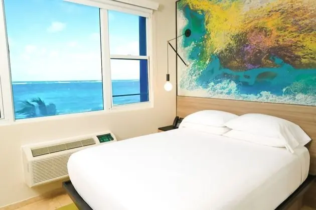 Tryst Ocean View Queen