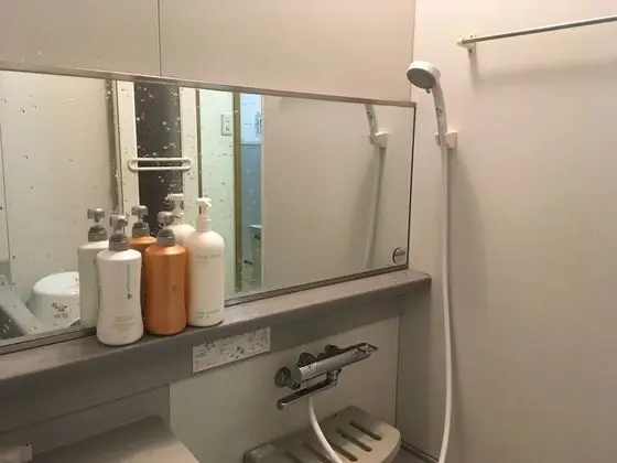 İki Ayrı Yataklı Oda, 2 Tek Kişilik Yatak, Ortak Banyo (B)