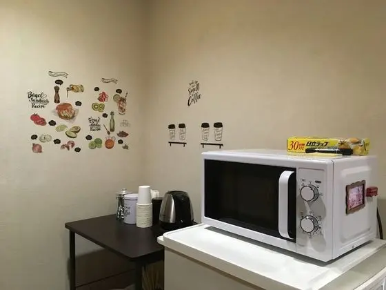 İki Ayrı Yataklı Oda, Ortak Banyo (A)