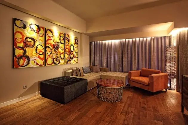 TStone Jacuzzi Suite Standard Check Out at 2:00 PM
