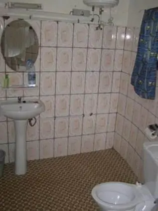 Economy Tek Büyük Yataklı Oda