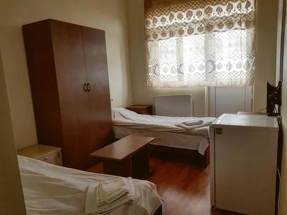 Tek Büyük Yataklı Oda, Göl Manzaralı