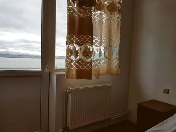 Tek Büyük Yataklı Oda, Göl Manzaralı