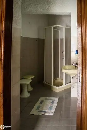 Üç Kişilik Oda