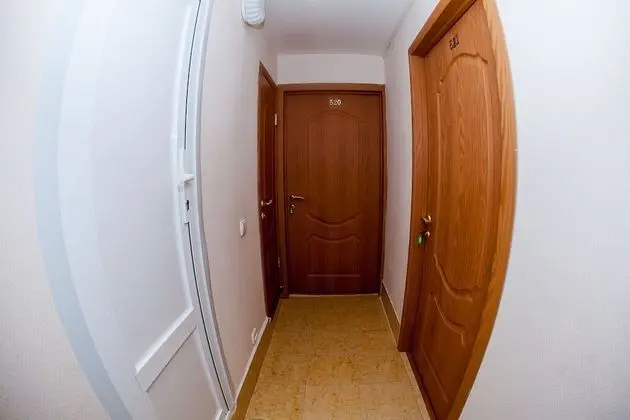 Economy Üç Kişilik Oda, Ortak Banyo