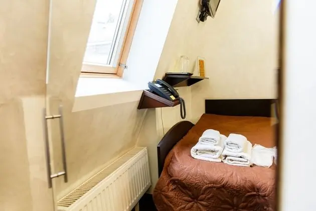 Economy Oda, 1 En Büyük (King) Boy Yatak, Ortak Banyo