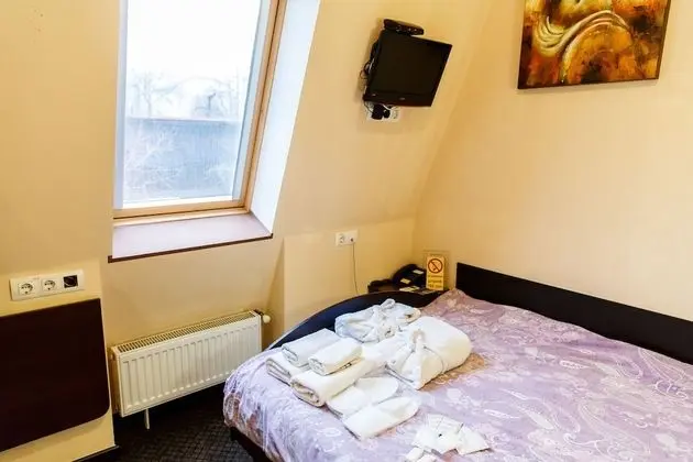 Economy Oda, 1 En Büyük (King) Boy Yatak, Ortak Banyo