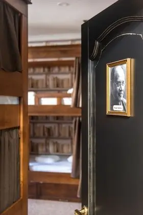 Ortak Ranzalı Oda, Karma Ranzalı Oda (Bed in 10-bed Room, Babel)
