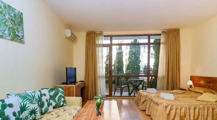 Stüdyo, Balkon