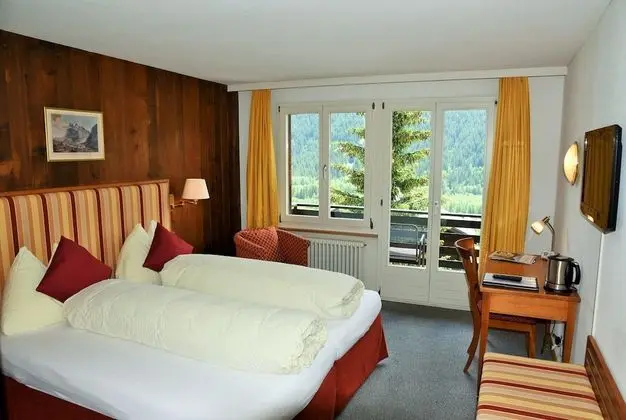 Panoramic Tek Büyük Yataklı Oda, Balkon, Dağ Manzaralı (Eiger)