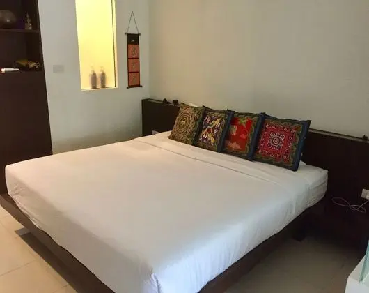 Deluxe Studio Room
