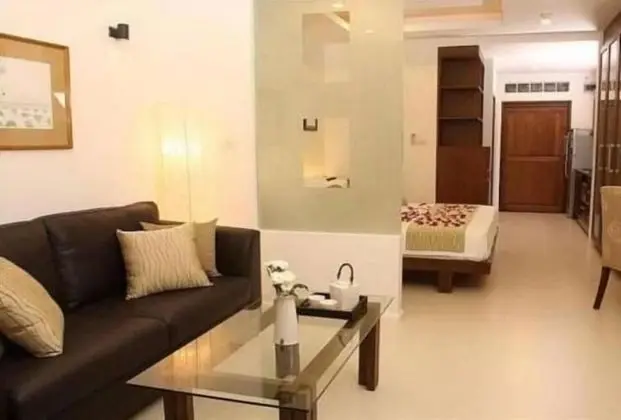 Deluxe Studio Room