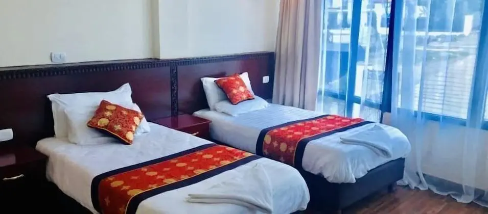 Basic İki Ayrı Yataklı Oda