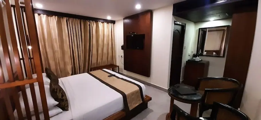 Comfort Tek Büyük Yataklı Oda