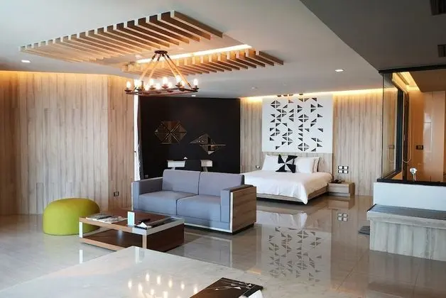Sensation Suite Seafront