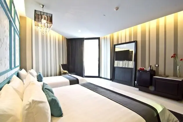 Deluxe Seaview
