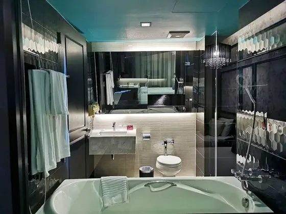 Deluxe Seaview