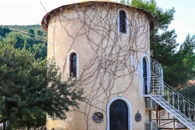 Stüdyo, Deniz Manzaralı (Windmill)