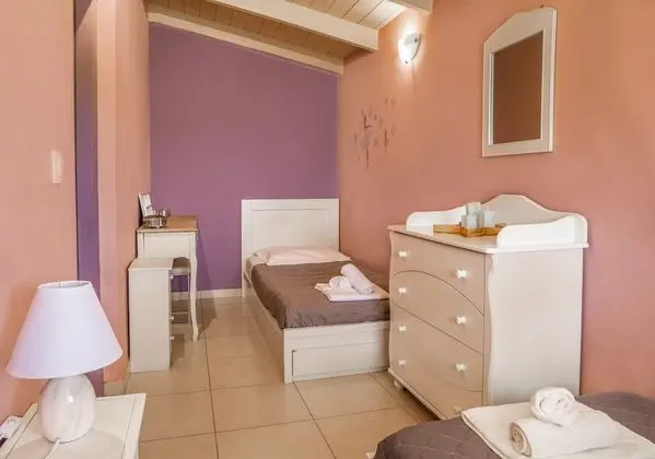 Ev, 3 Yatak Odası, Bahçe Manzaralı