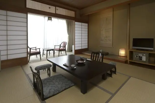 Traditional Oda (Japanese Style)