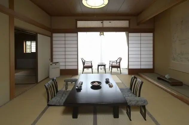 Traditional Oda (Japanese Style)