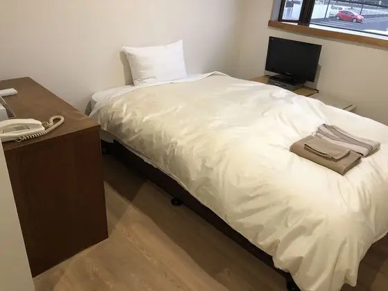 Standard Tek Kişilik Oda, Sigara İçilebilir