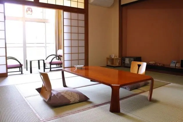 Traditional Oda, Ortak Banyo (Run of House, Japanese Style))