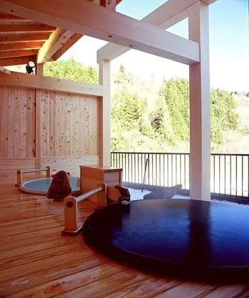 Traditional Oda, Ortak Banyo (Run of House, Japanese Style))