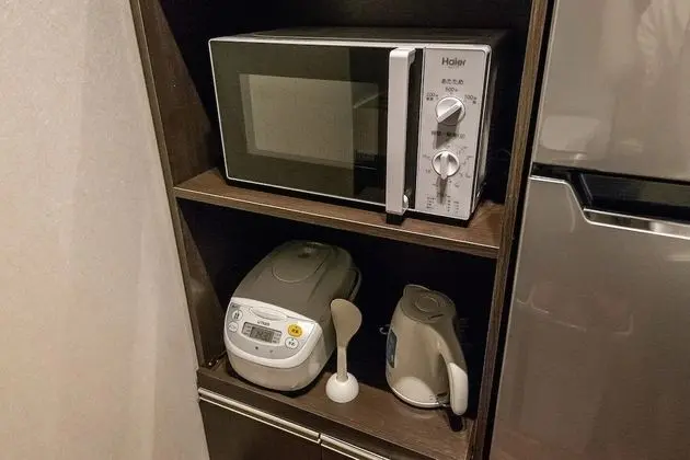 Deluxe Ev