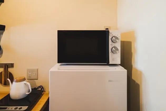 Deluxe Ev