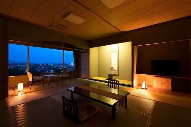 Traditional Oda, Sigara İçilebilir (Japanese Style for 6 Guests)