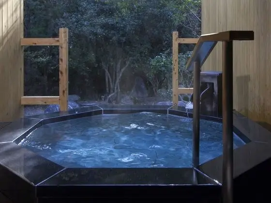 Oda (JPN/Western, Pvt. Open-air Bath, ROH)