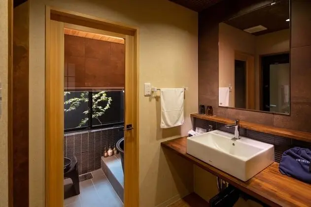 Deluxe Ev (Private Vacation Home)
