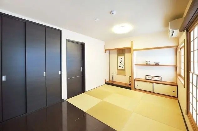 Ev (Rental)