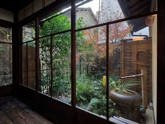 Ev, Sigara İçilmez (Private Vacation Home for 9 People)