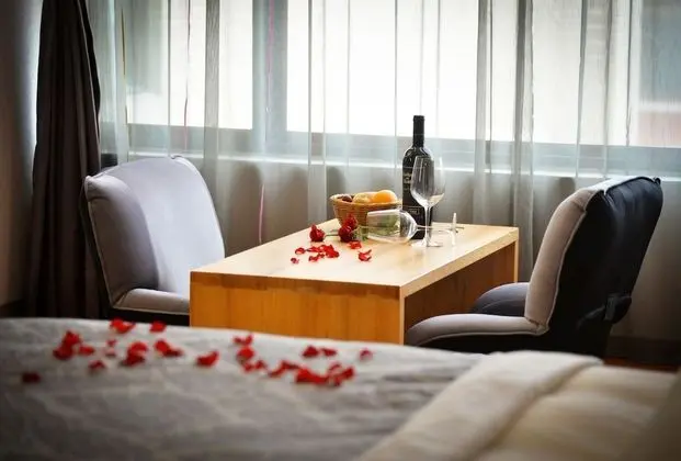 Luxury Tek Büyük Yataklı Oda, 1 Büyük (Queen) Boy Yatak