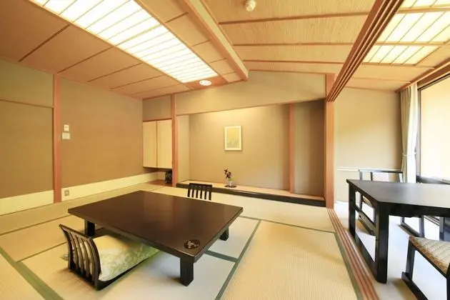 Traditional Oda (Standard Japanese Style)