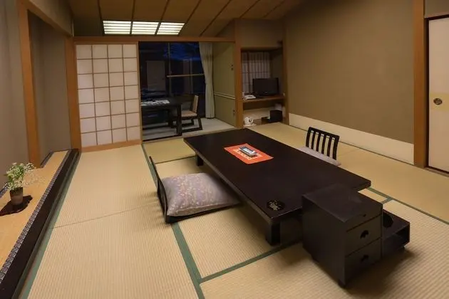 Traditional Oda (Standard Japanese Style)