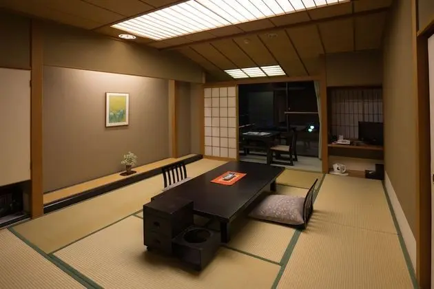 Traditional Oda (Standard Japanese Style)