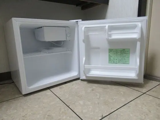 Tek Kişilik Oda, Sigara İçilebilir, Ortak Banyo