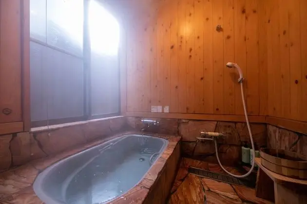 Traditional Oda, Sigara İçilmez (Japanese Style with Outbath)