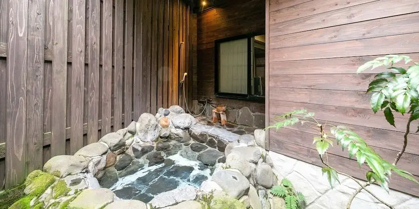 Traditional Oda, Sigara İçilmez (Japanese Style with Outbath)