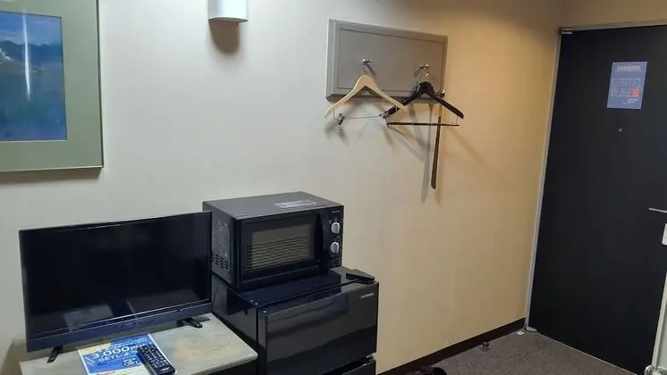 Tek Kişilik Oda, Sigara İçilmez