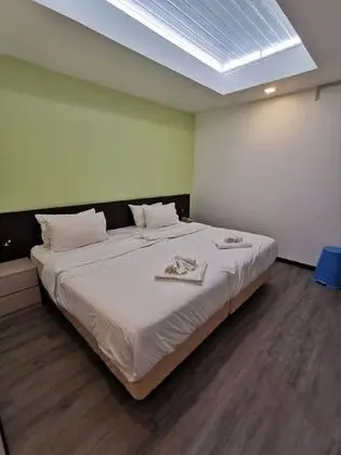 Basic Tek Büyük Yataklı Oda