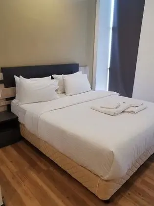 Basic Tek Büyük Yataklı Oda