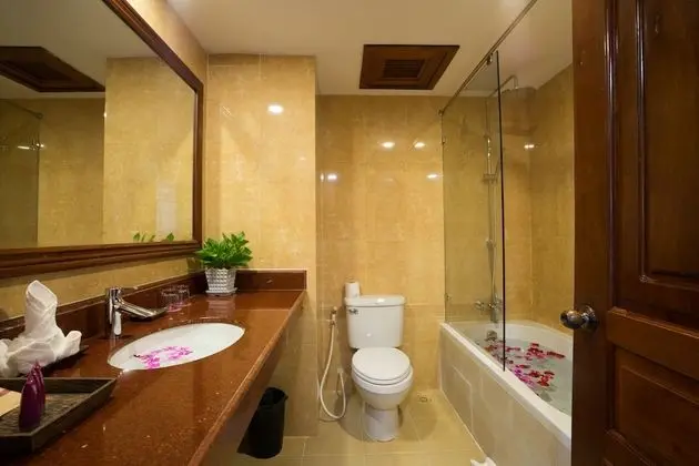 Deluxe Tek Büyük veya İki Ayrı Yataklı Oda